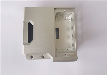 五軸CNC加工和壓鑄的區(qū)別？